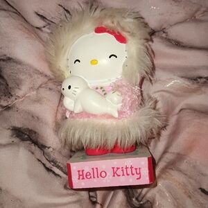 2004 Rare Hello Kitty Winter Pink Eskimo Coat With Baby Seal